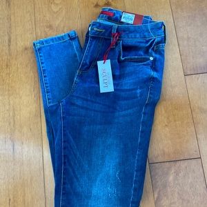 Jennifer Lopez Flawless Sculpt Jeans Size 6 NWT